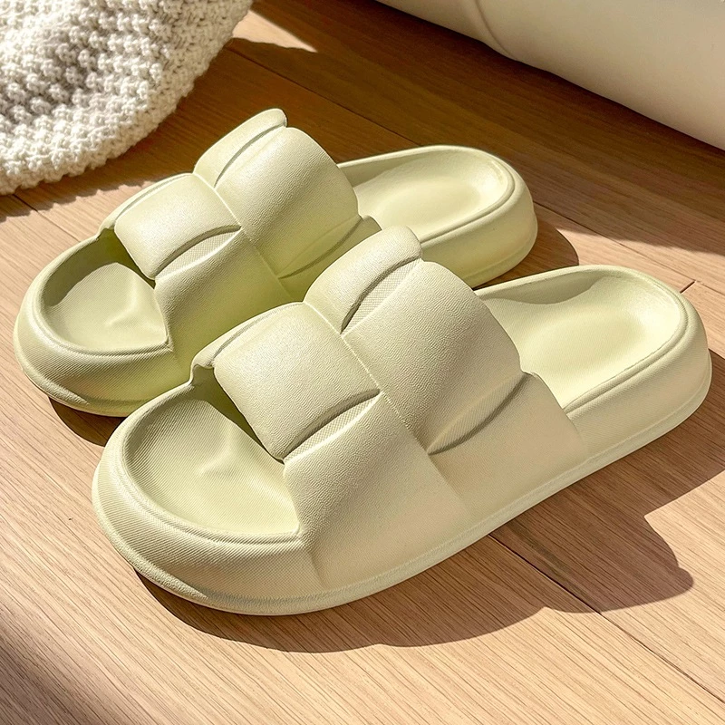 Sandal Karet Kekinian Tampilan 2